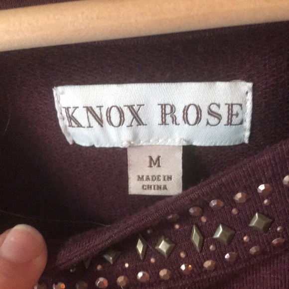 Stunning Sweater w/ Gem detailing - Picture 3 of 8